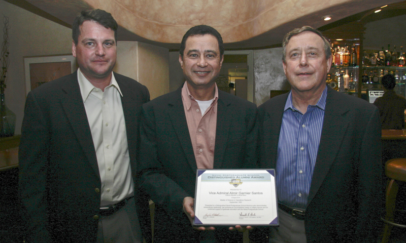Senior Brazilian Officer Honored With Distinguished Alumni Award